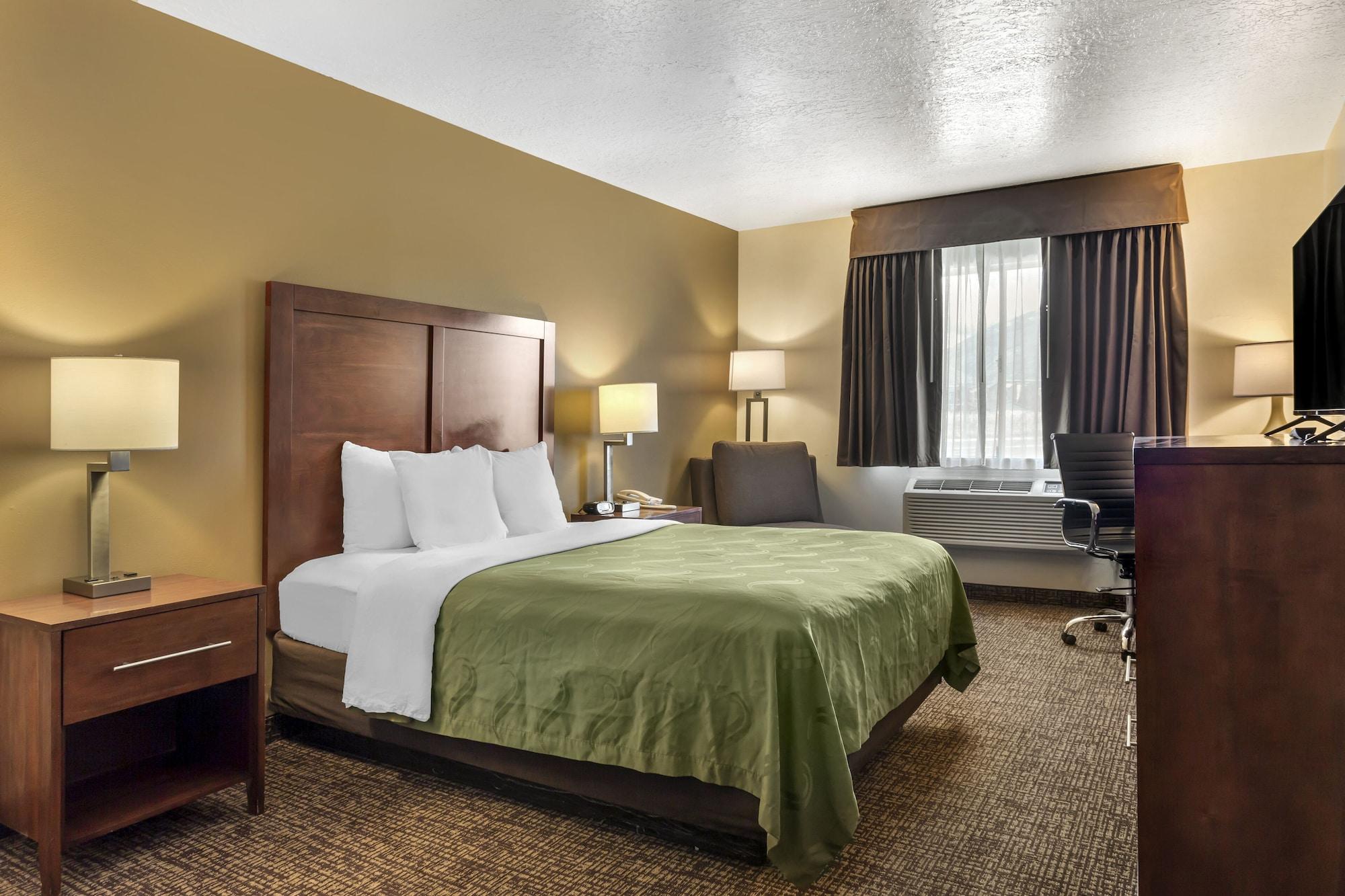 Quality Inn Logan Near University Exterior foto