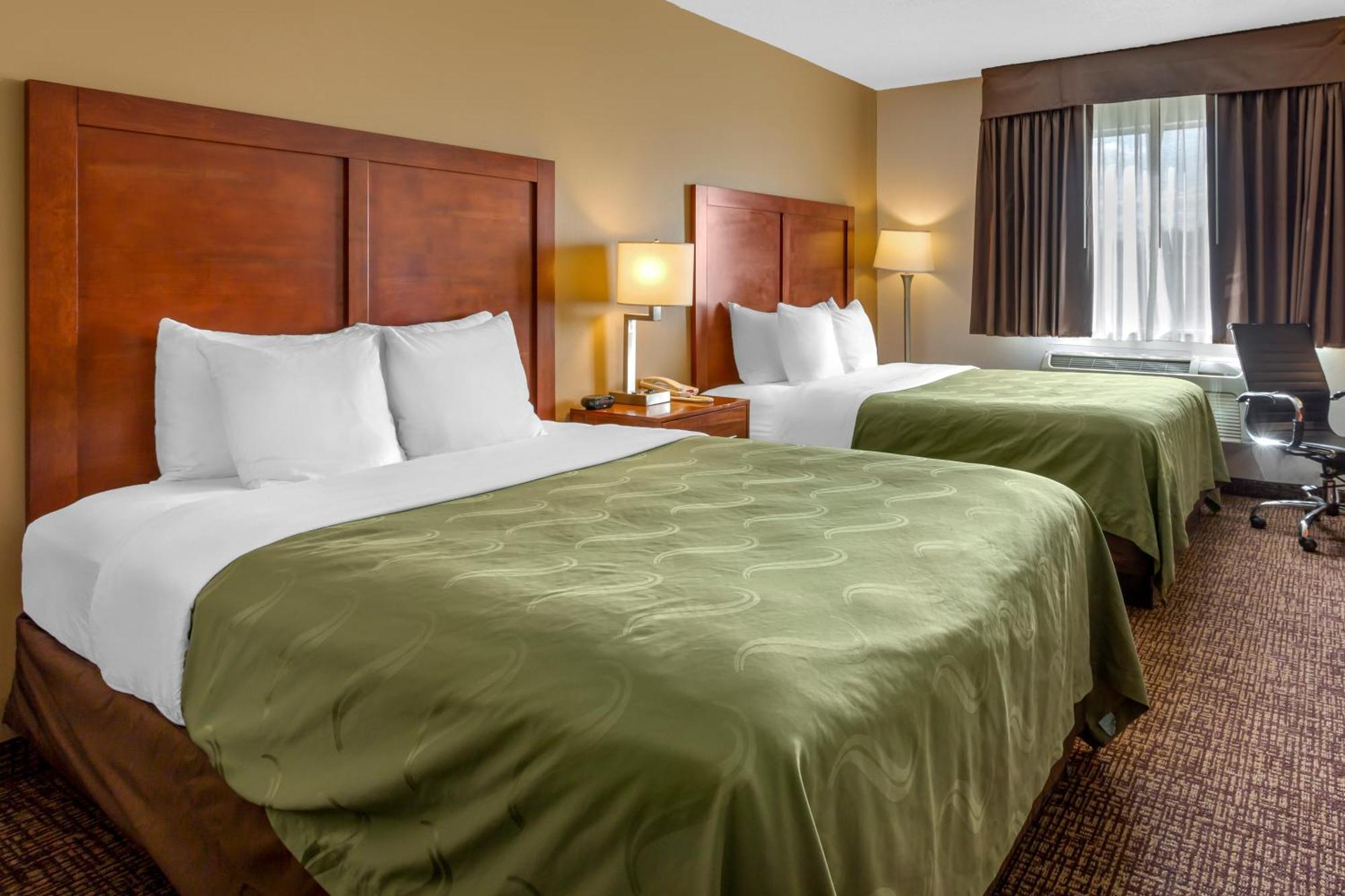Quality Inn Logan Near University Exterior foto