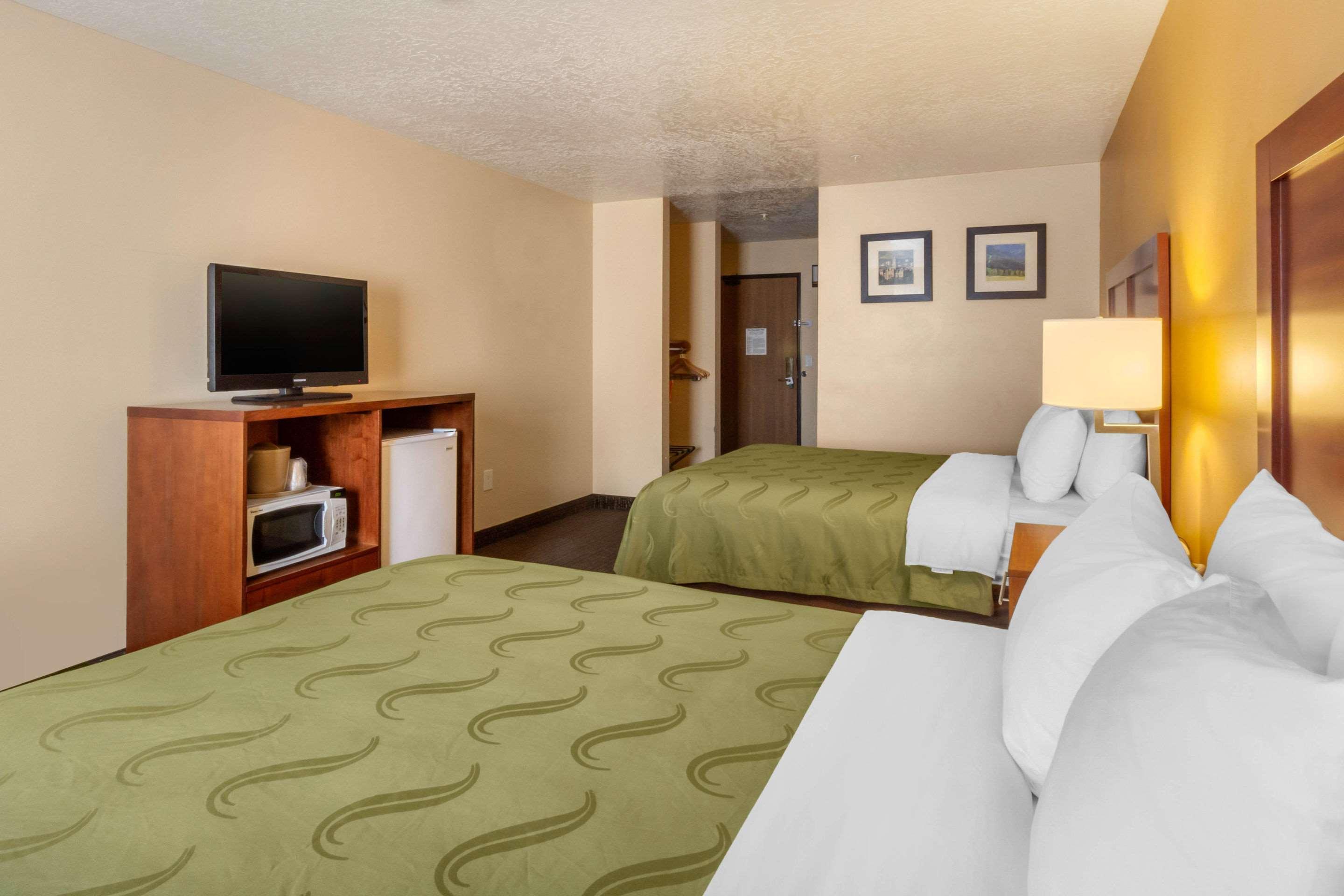 Quality Inn Logan Near University Exterior foto