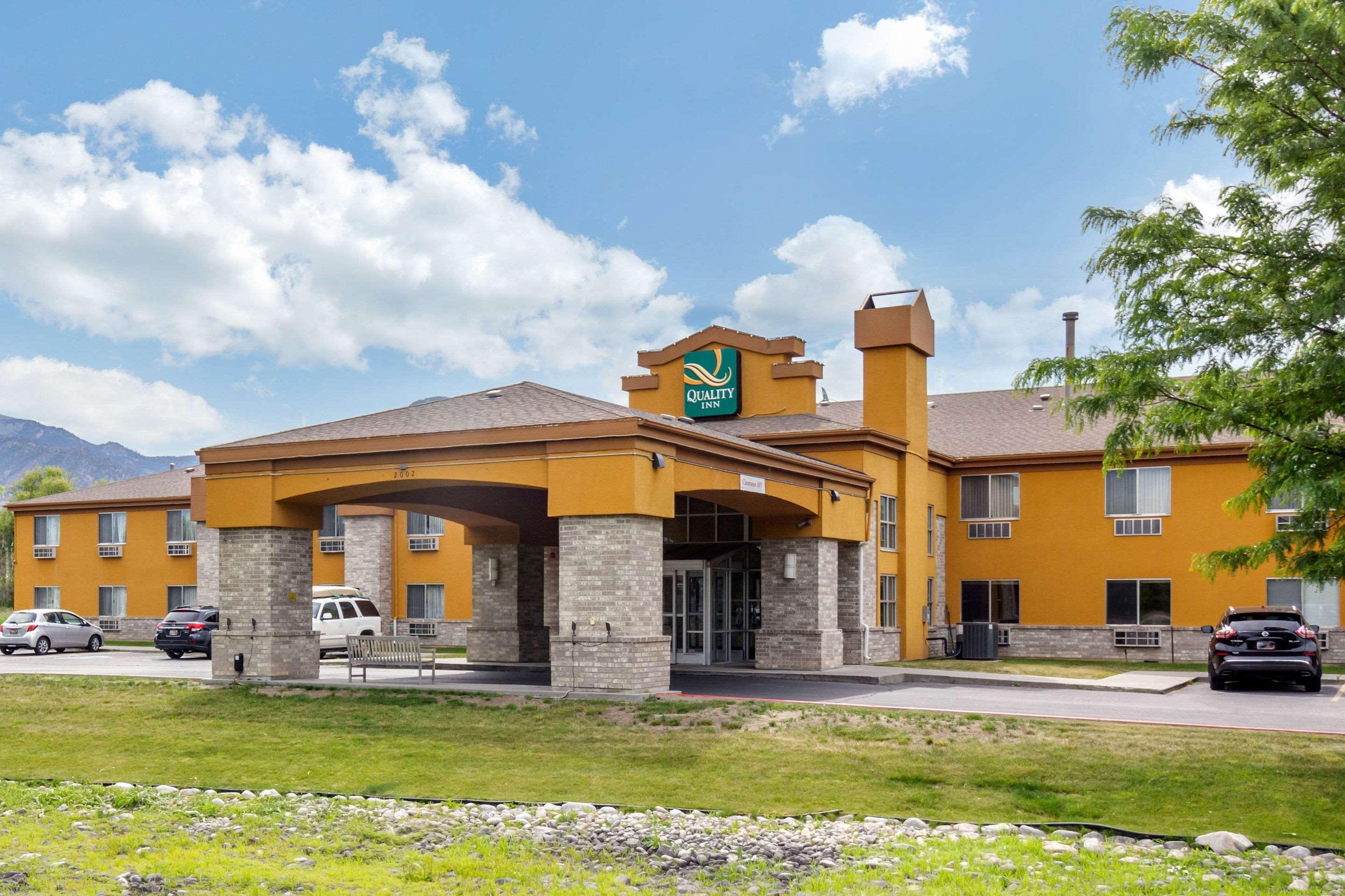 Quality Inn Logan Near University Exterior foto