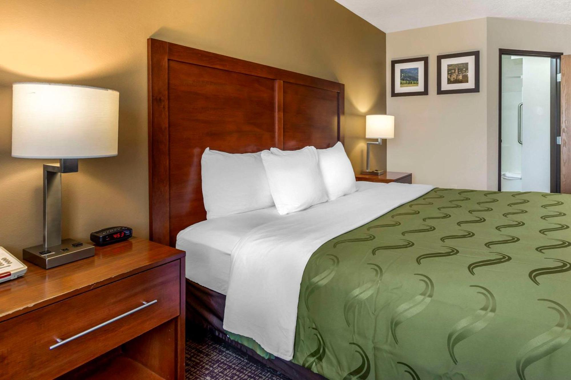 Quality Inn Logan Near University Exterior foto