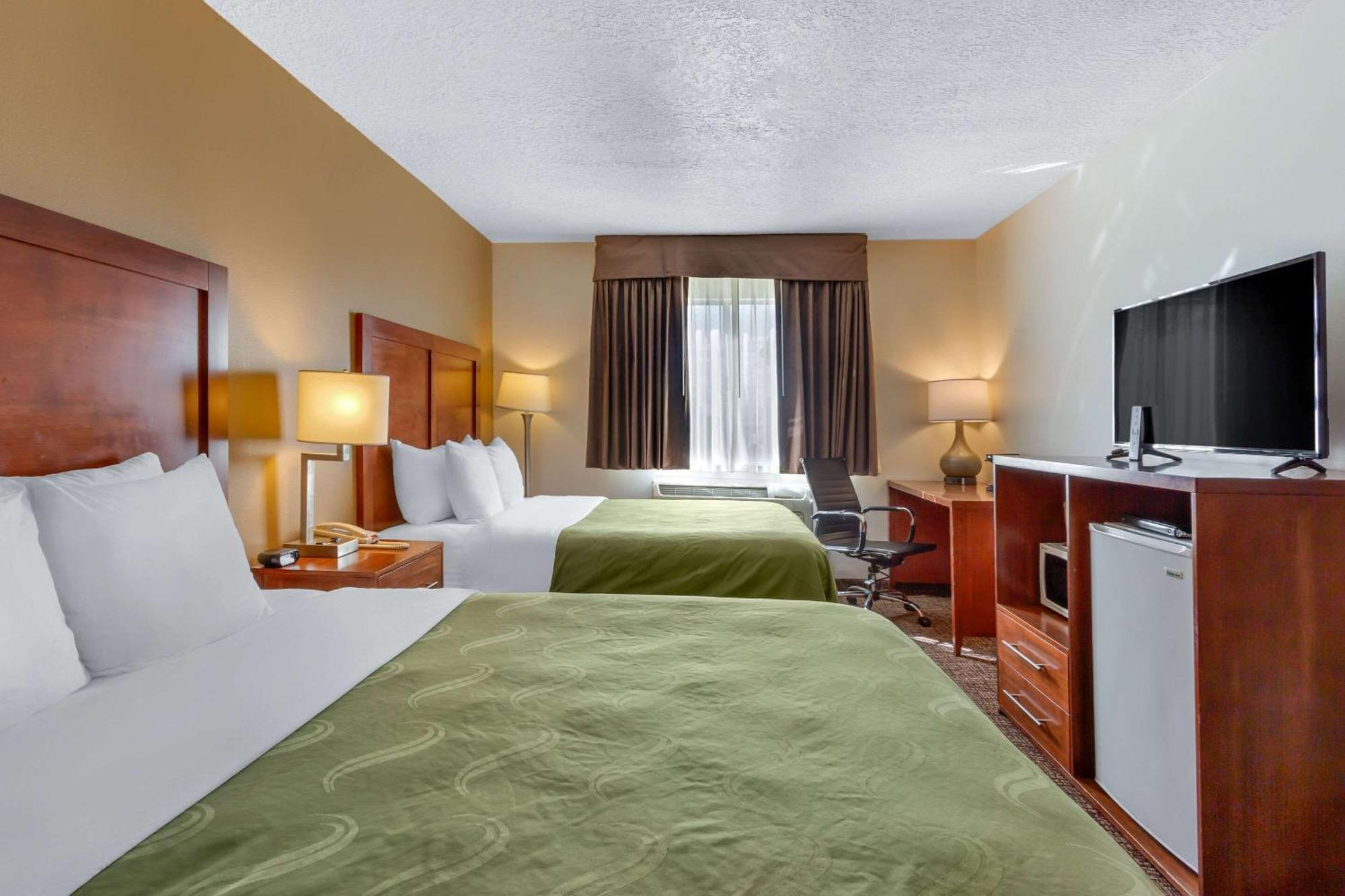 Quality Inn Logan Near University Exterior foto