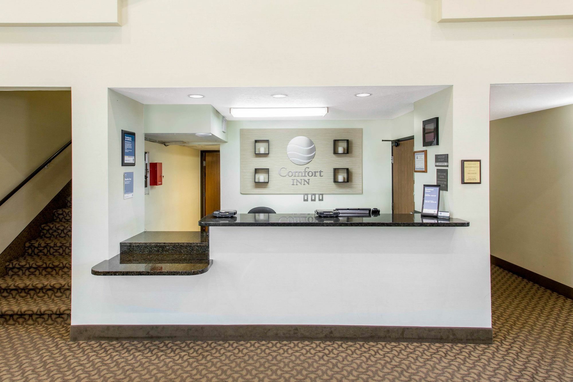 Quality Inn Logan Near University Exterior foto